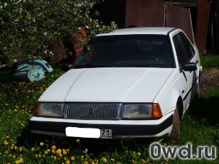 Битый автомобиль Volvo 460