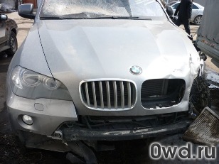 Битый автомобиль BMW X5