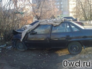 Битый автомобиль Daewoo Nexia