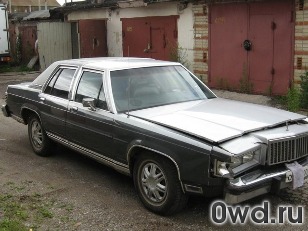 Битый автомобиль Mercury Grand Marquis