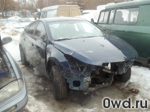 Битый автомобиль Chevrolet Cruze